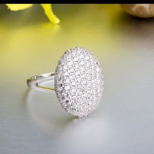 Twilight new moon Bella engagement ring replica.